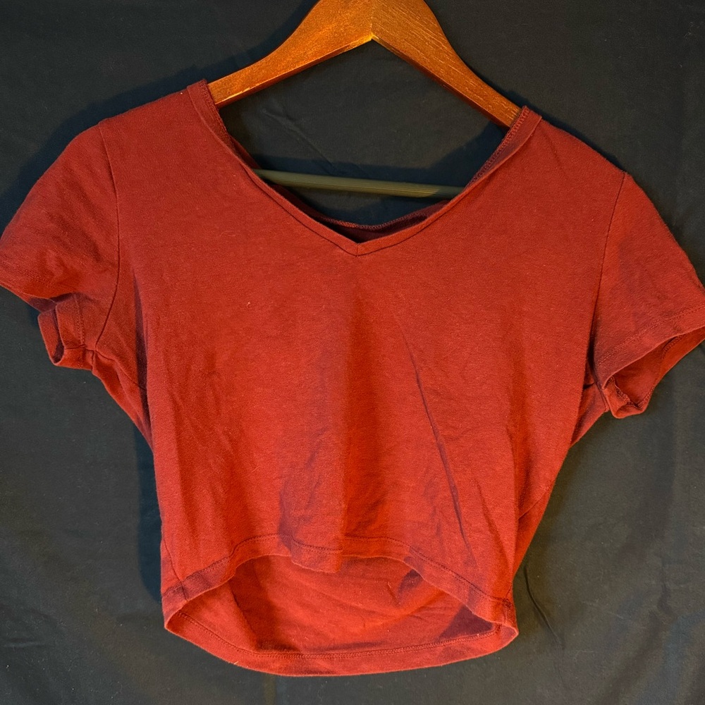 Cropped red baby tee